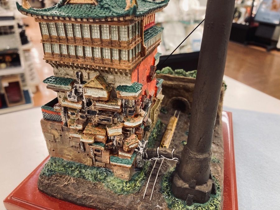 千と千尋の神隠し【油屋】のジオラマ入荷！｜2021年12月10日
