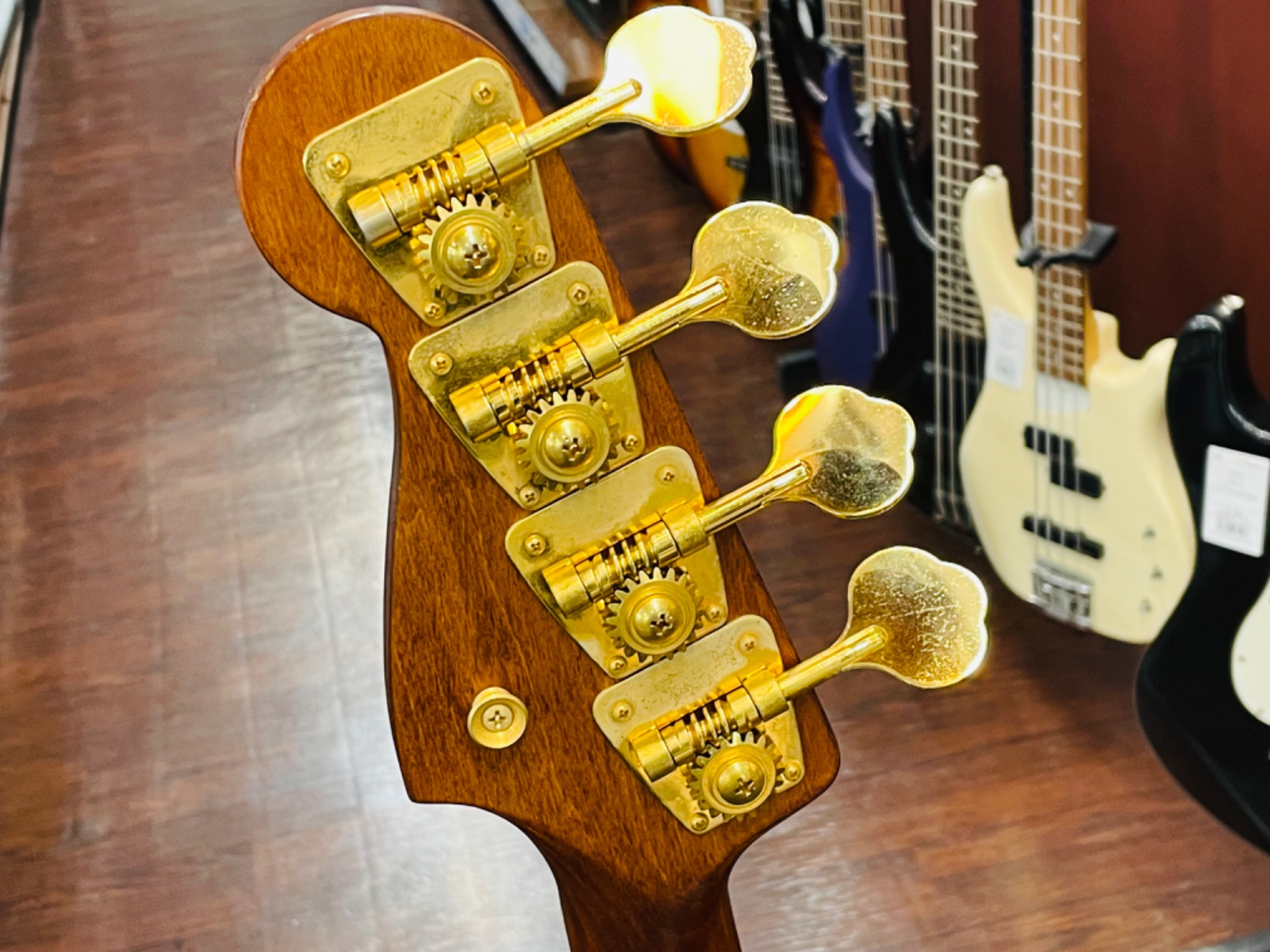 中古楽器買取強化店】FENDER JAPAN（フェンダー）プレシジョンベース