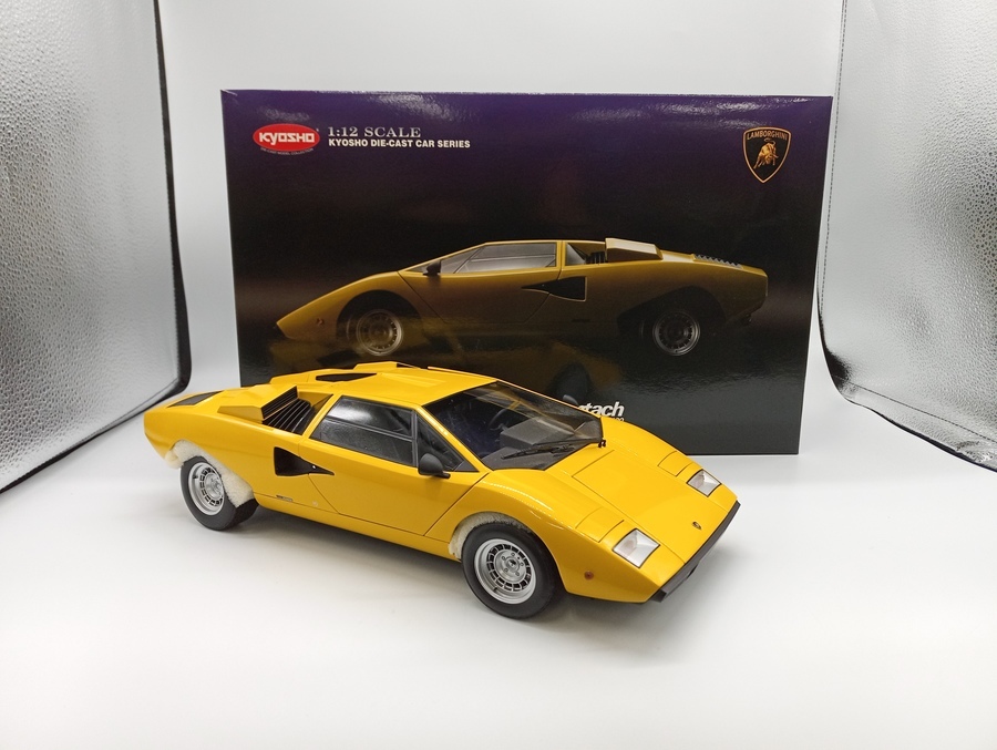京商 1/12スケール Lamborghini countach(ランボルギーニカウンタック