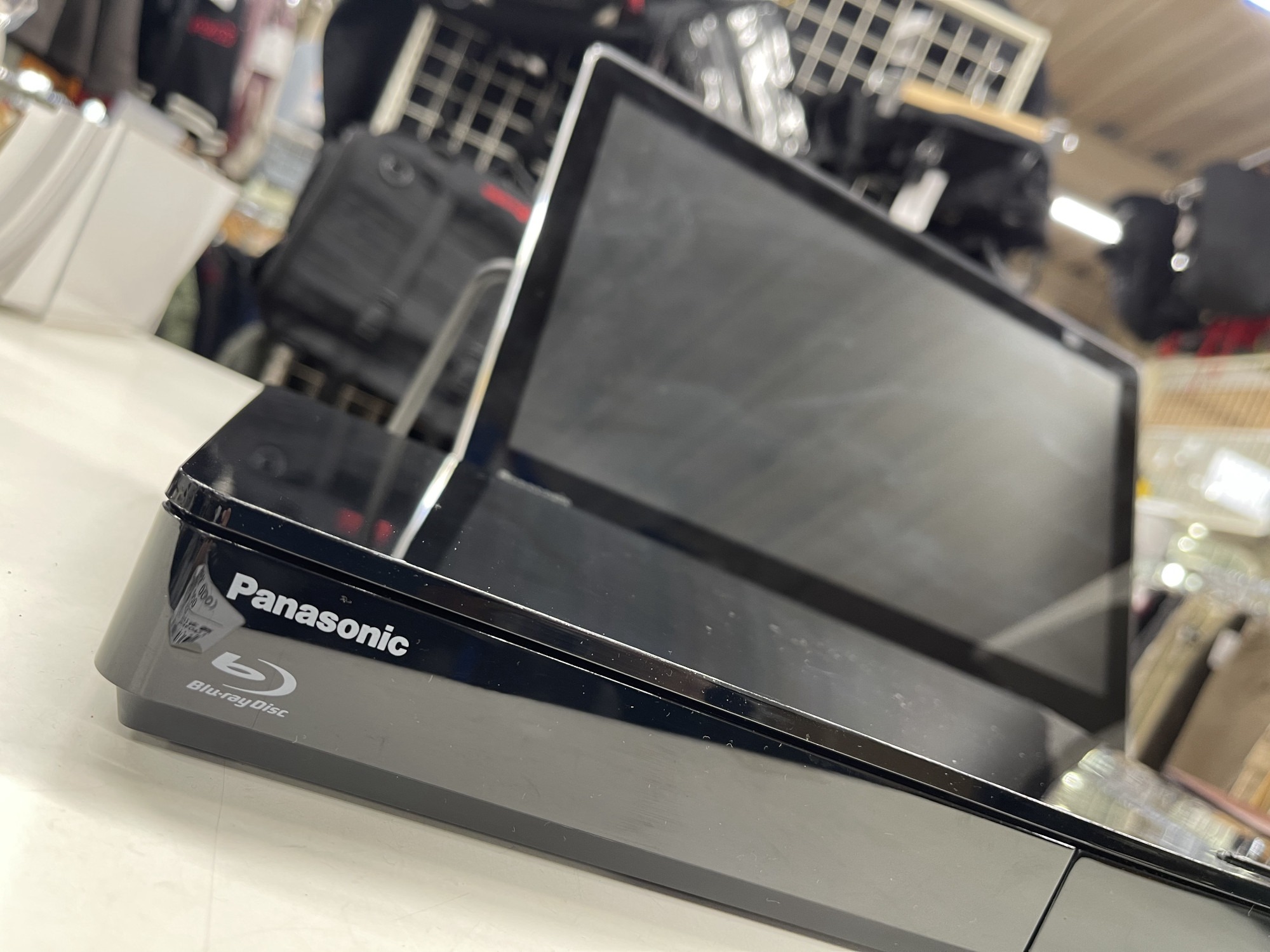 Panasonic】ポータブルテレビ UN-15LD11を買取入荷致しました！｜2024