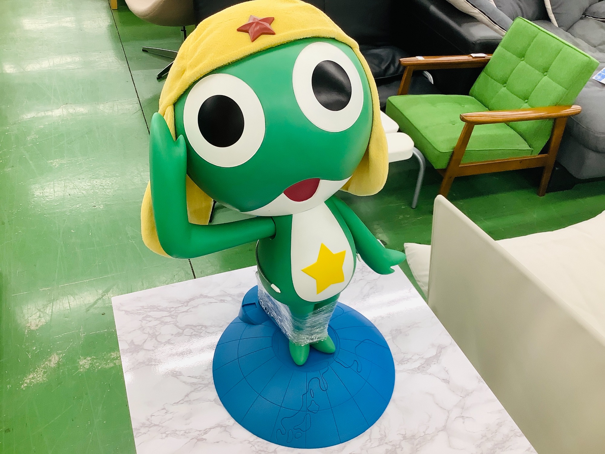 大人気アニメ】ケロロ軍曹 1/1 等身大フィギュア 入荷しました