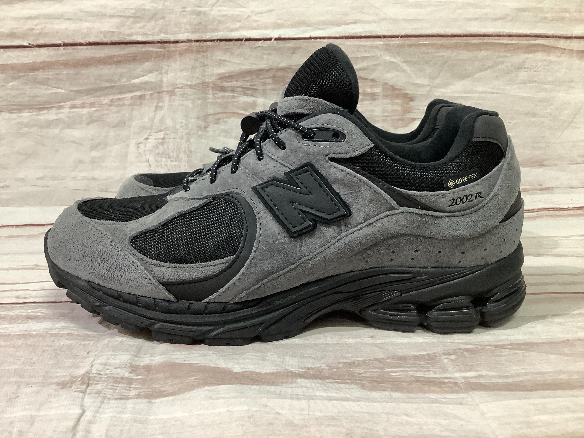 NEW BALANCE（ニューバランス）×JJJJound（ジョウンド）スニーカー