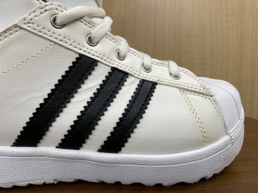 アディダスの名作スーパースターが入荷しました！｜2022年02月01日