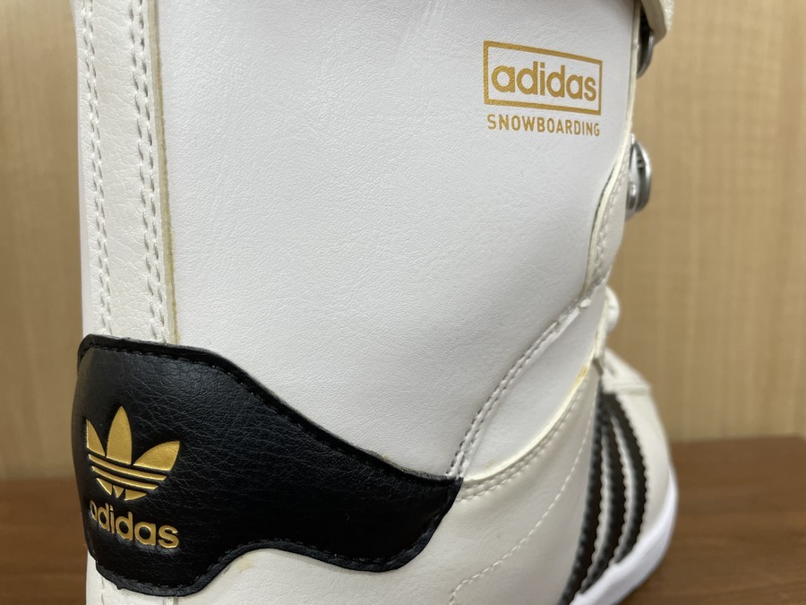 アディダスの名作スーパースターが入荷しました！｜2022年02月01日