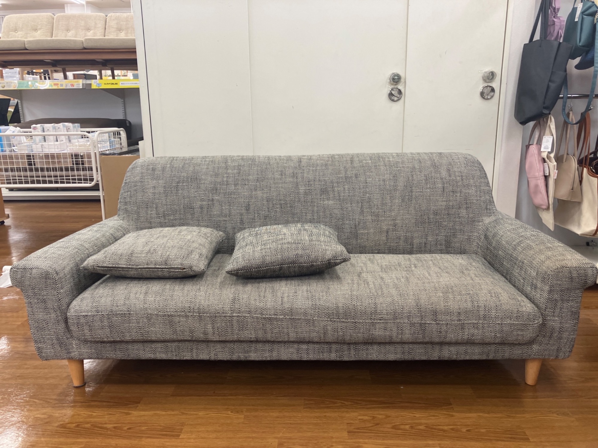 中古家具ならトレファク川越店へ！】unico (ウニコ）二人掛けソファー