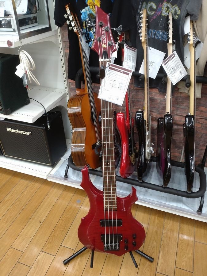 EDWARDS（エドワーズ）のラルク・TETSUYAモデルベース展示中！｜2021年