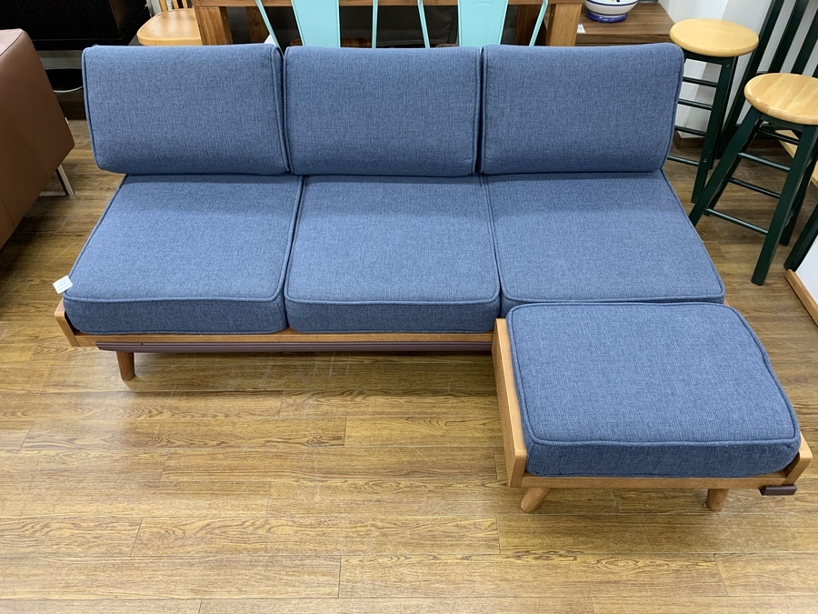 UNICO（ウニコ）のALBERO（アルベロ）3人掛けソファが入荷致しました