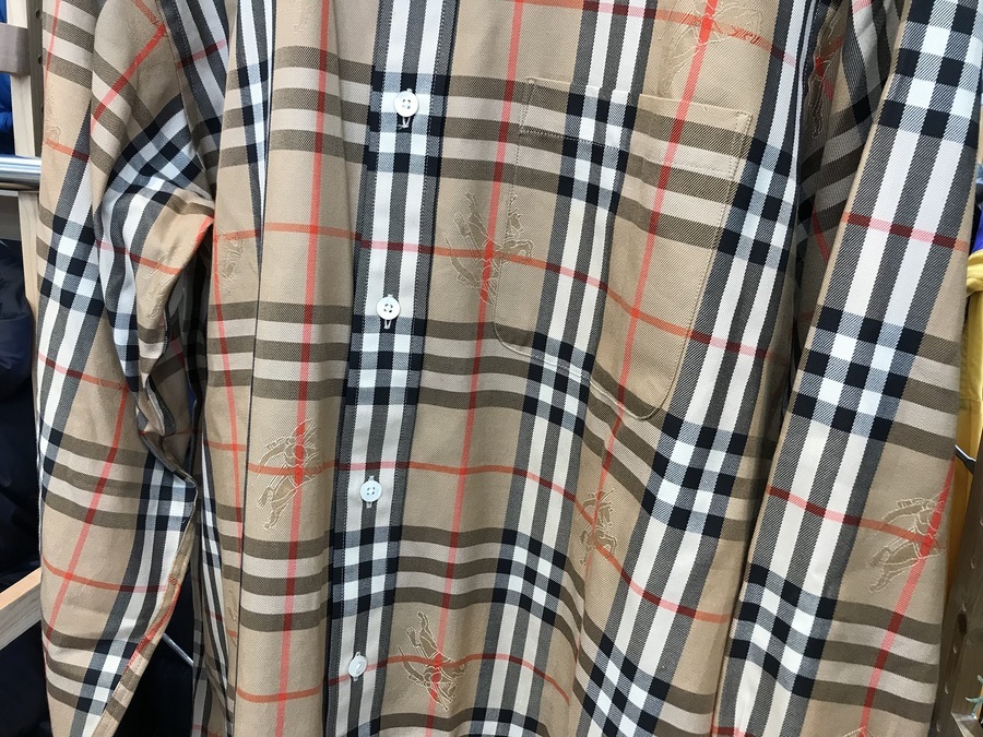 希少なシャドーホース柄♪BURBERRYSのヴィンテージノヴァチェック
