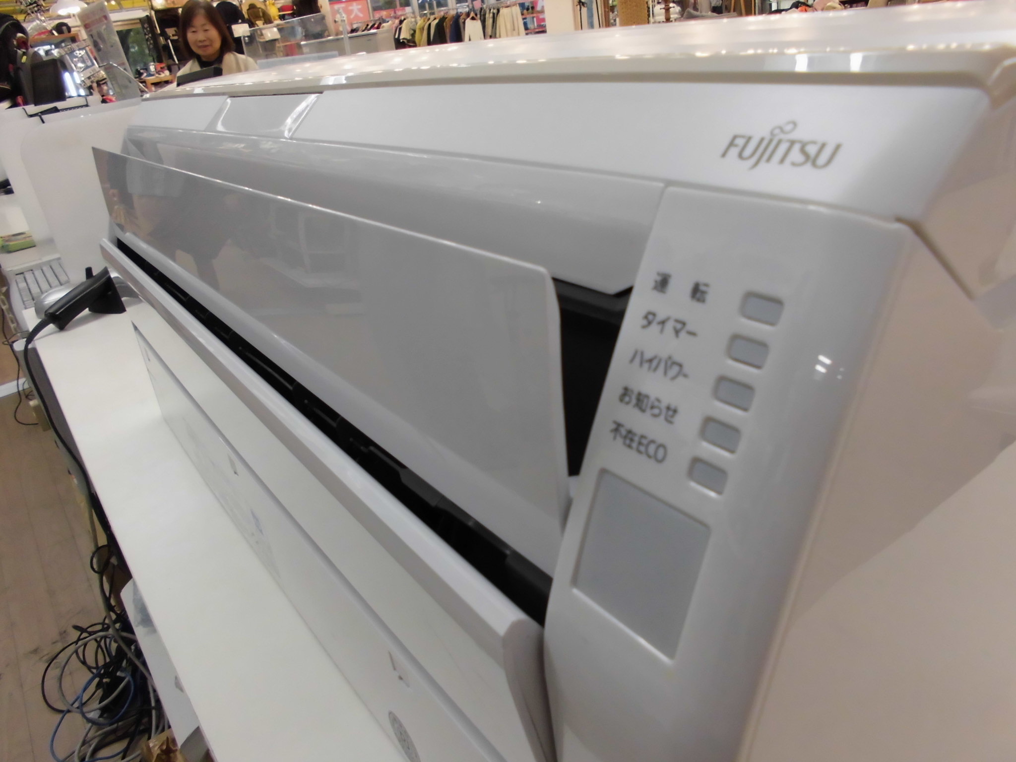 富士通ゼネラルの壁掛けエアコン nocria「AS-406BKS2」が入荷しました