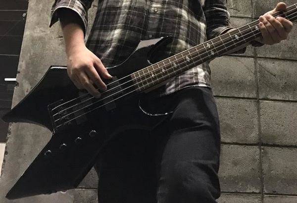 B.C.richの変形4弦ベース入荷情報！【八尾店】｜2017年02月26日