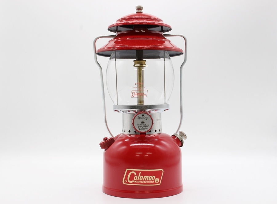 ランタンを語る上では外せない ｢Coleman 200A｣ [2020.01.14発行