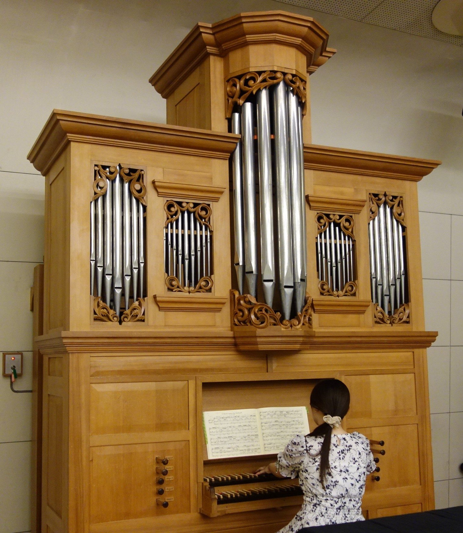 学外連携企画：芸術学科松本奈穂子研究室で東京藝術大学オルガン専攻の