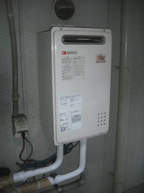 GQ-2421WZ-3 - 屋外壁掛 | ノーリツ | ガス給湯器交換なら【湯ドクター