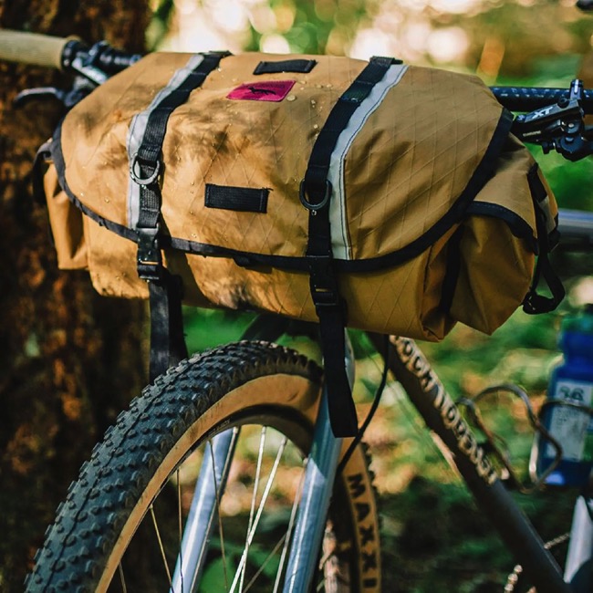 Universal Cycles -- Swift Industries Zeitgeist SI600X Bar/Saddle