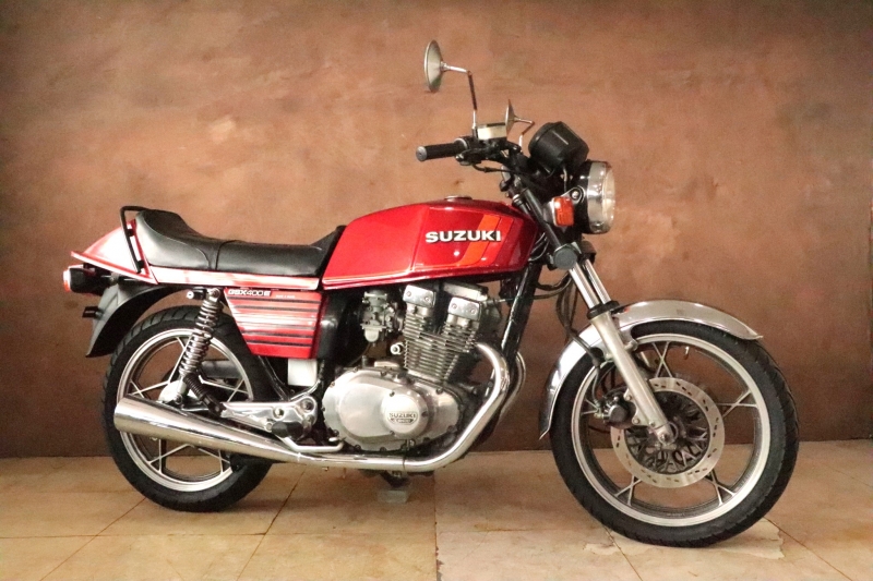 GSX400E 国内物フルノーマル｜250万円｜旧車・絶版バイクならウエマツ