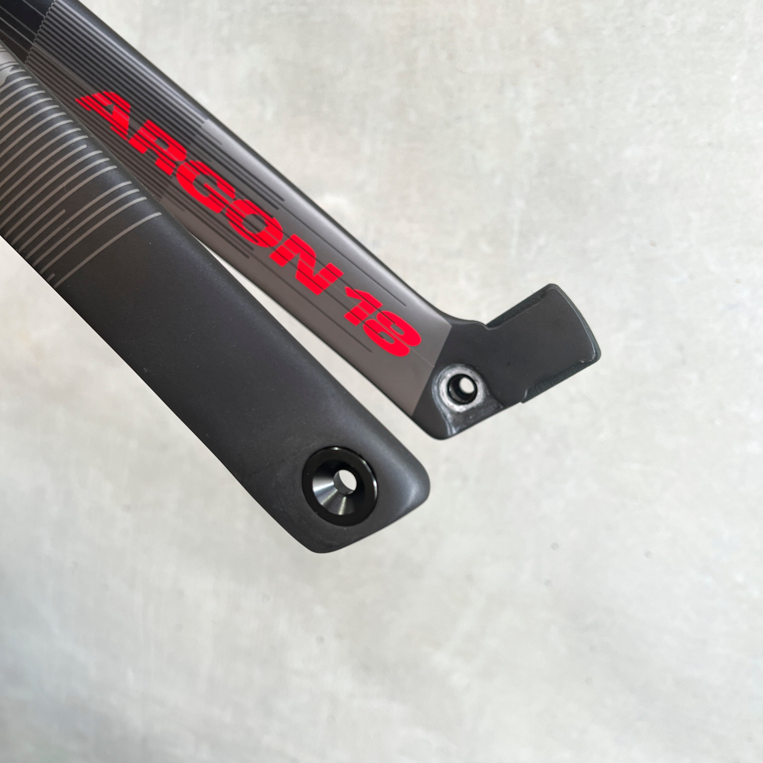 Through-axle Adapters – Velobike