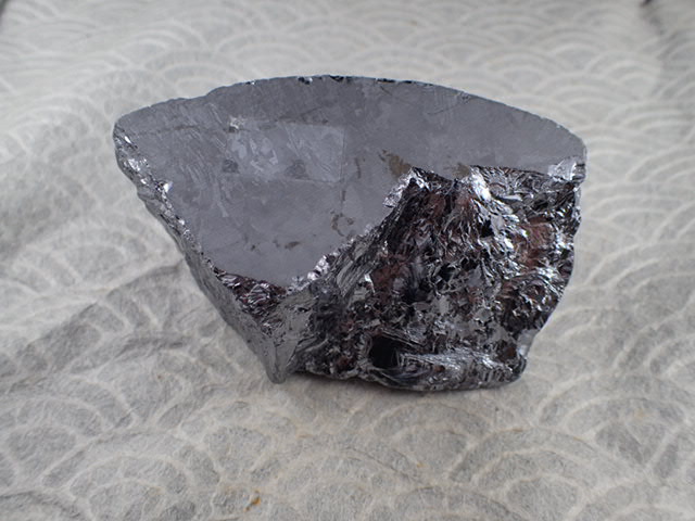 高品質テラヘルツ鉱石原石 ドイツ産 ｜石の販売専門店【vec stone club】