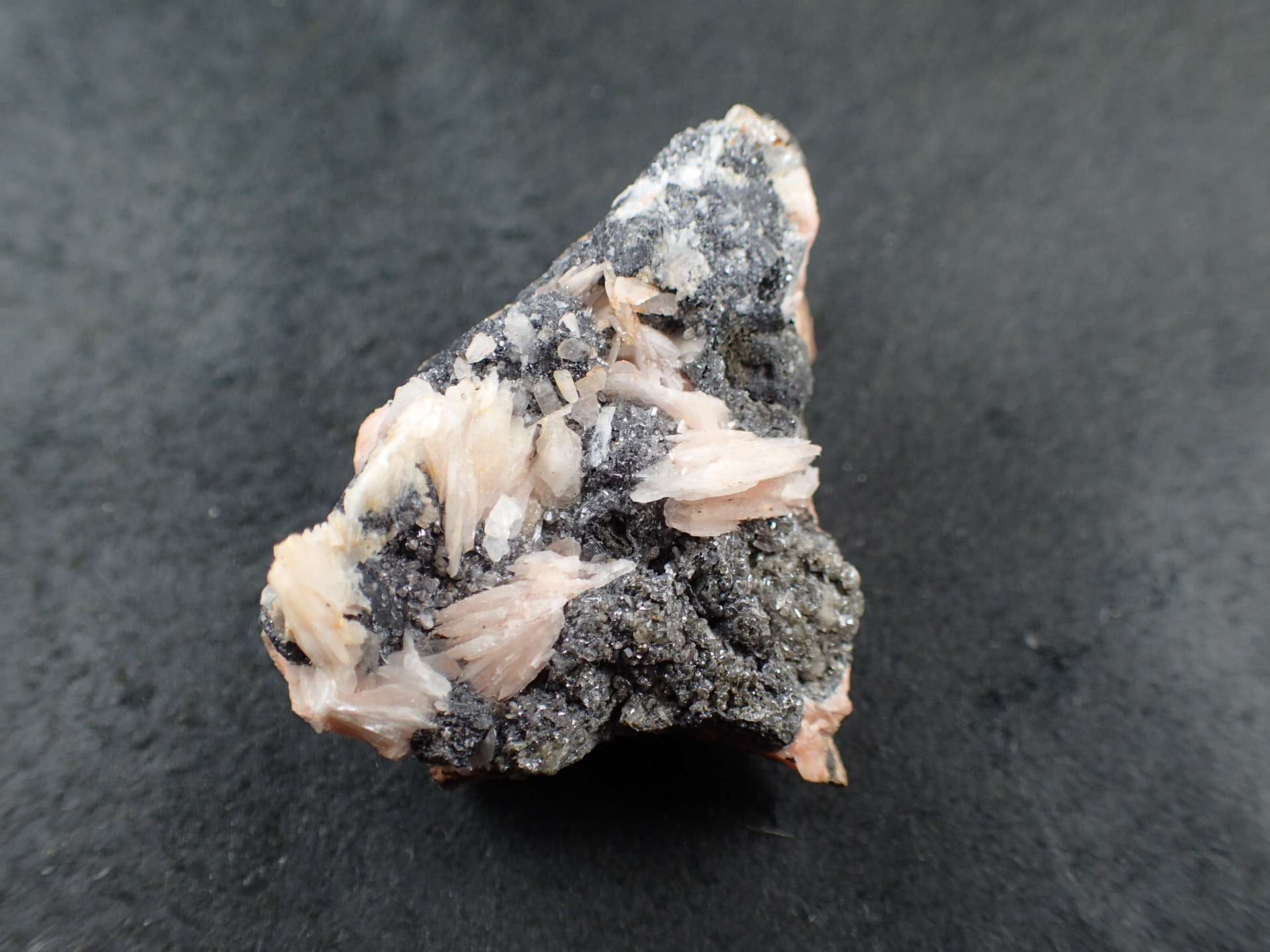 方鉛鉱 ｜石の販売専門店【vec stone club】