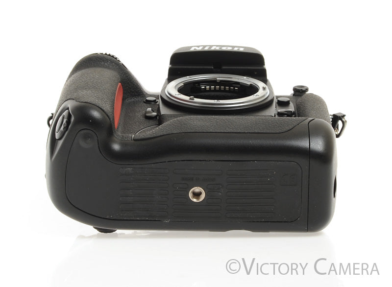 Nikon F5 35mm Autofocus Film Camera Body [MINT-]