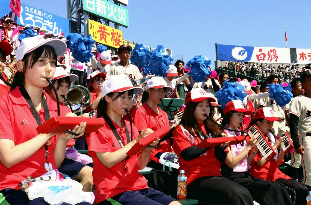 高校野球：土浦日大快勝、「水戸黄門」効果？…スタンドで「人生楽