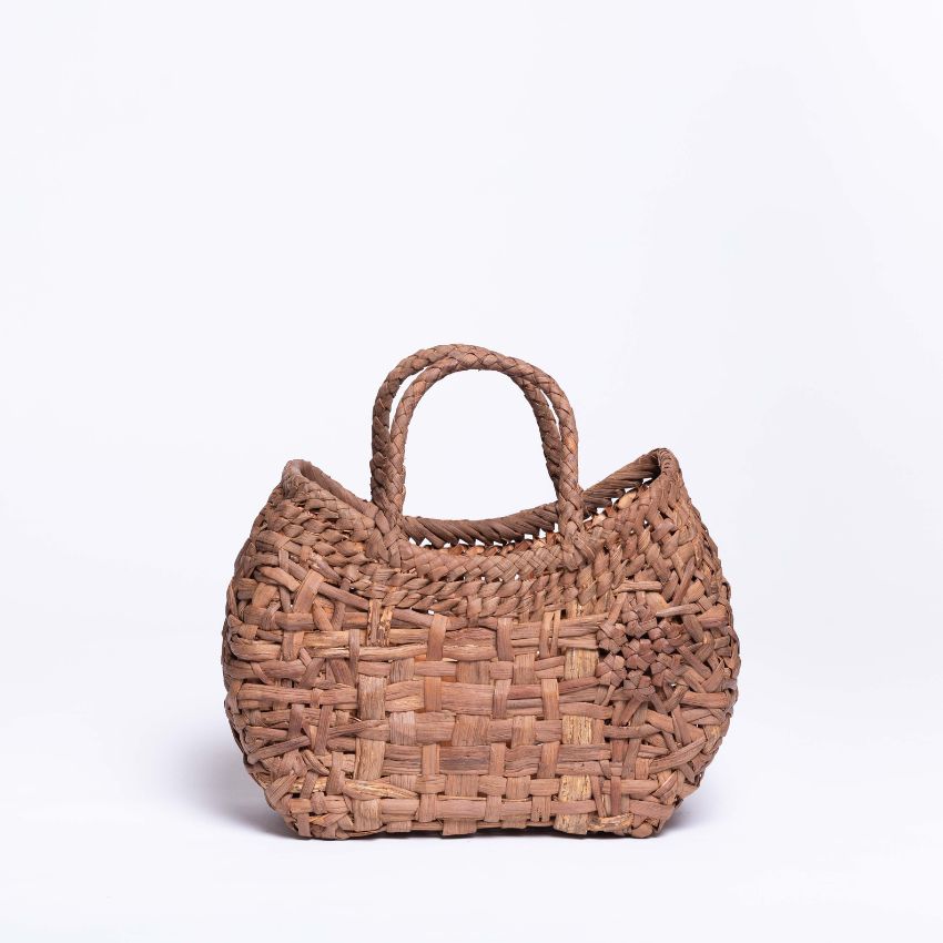 長野県大町市の山葡萄籠工房｜天然山葡萄籠の本格専門店