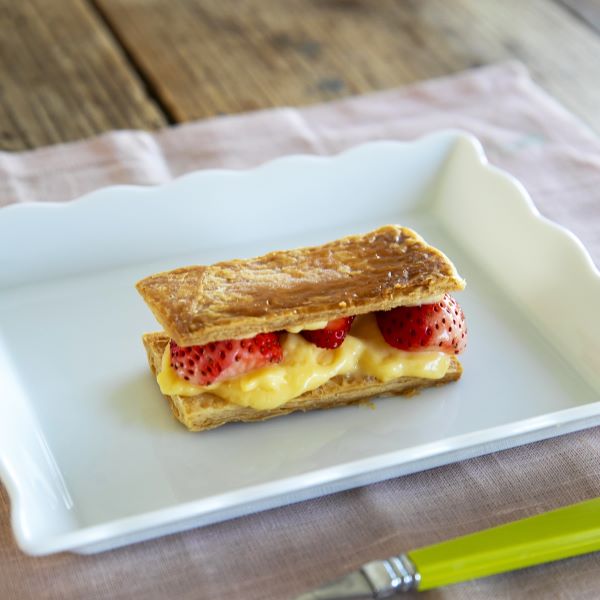 輪花トーストトレー｜皿・プレート｜料理家 栗原はるみ レシピ