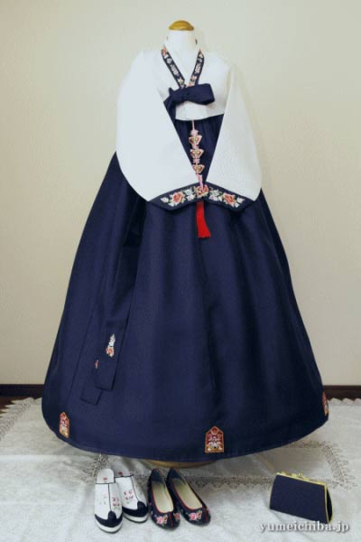 01_チマチョゴリレンタル韓服化繊_バスト100～110cm_身長+靴高さ157