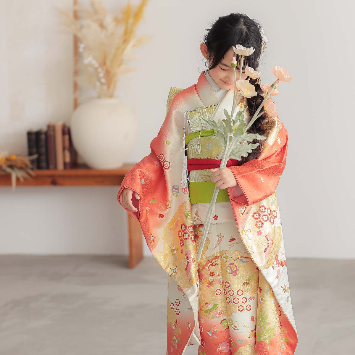 七五三七歳四つ身：N146 吉澤の友禅 【正絹】朱×白 雲取りに吉祥文