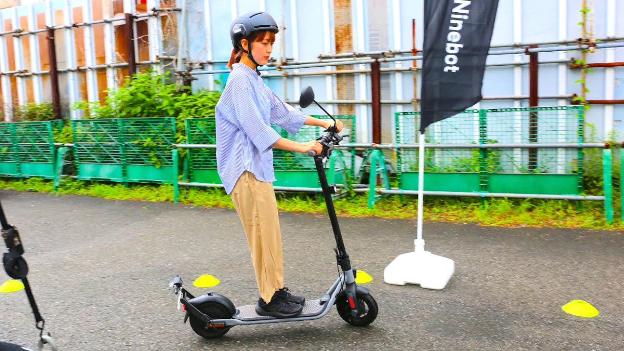 セグウェイ、道交法改正対応電動キックボード発売でシェア増へ：日経