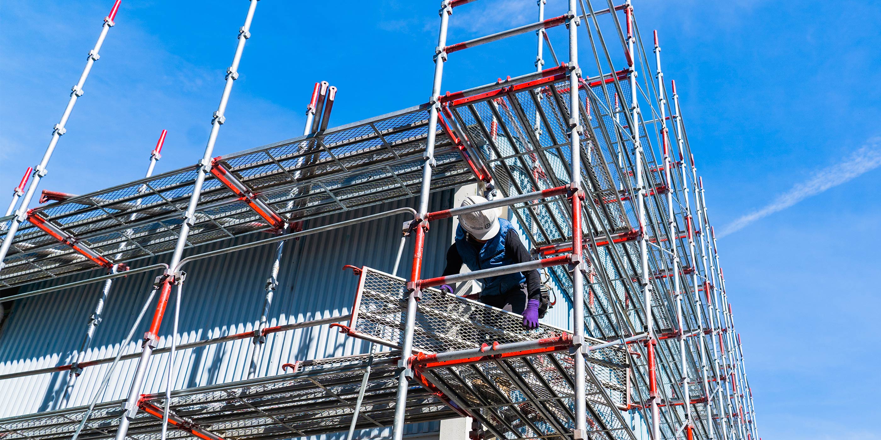 有限会社 山川興業 | 三重県の足場組立、解体作業、鳶工事なら
