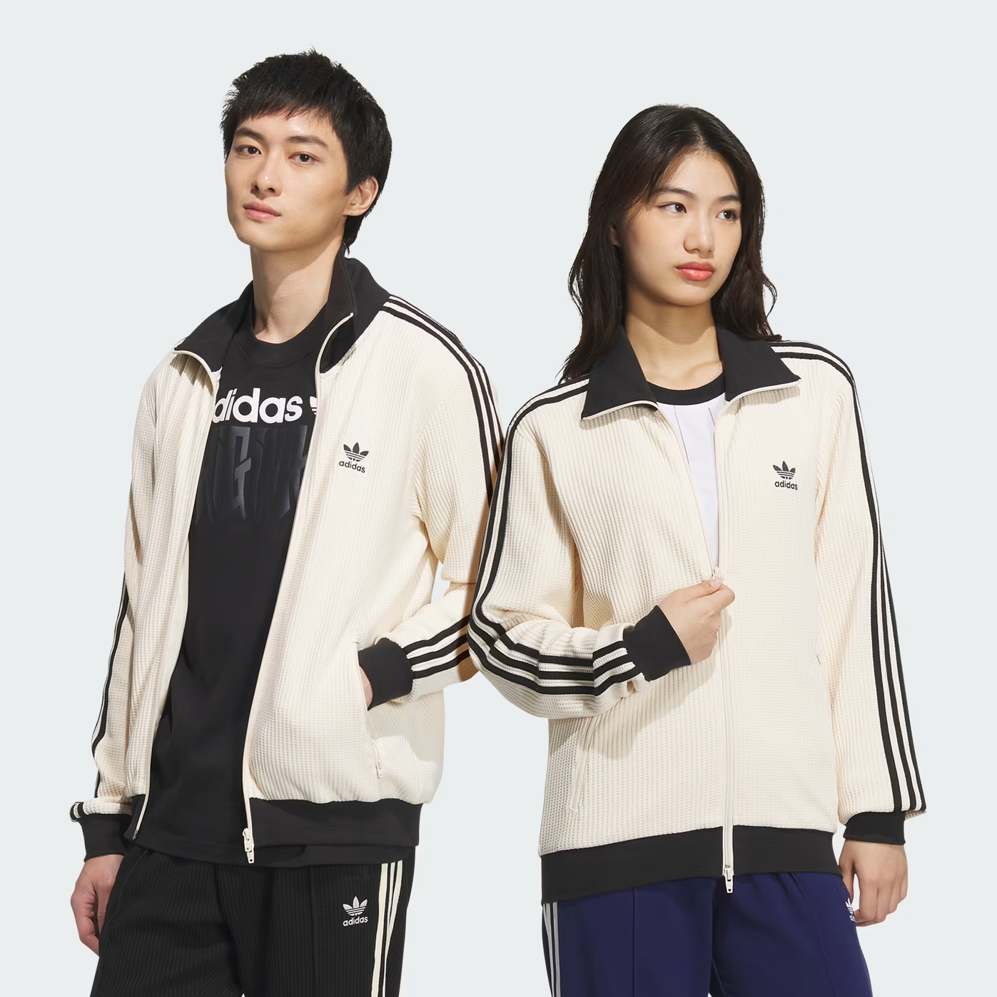 adidas Originals のワッフル クラシック トラックトップが発売