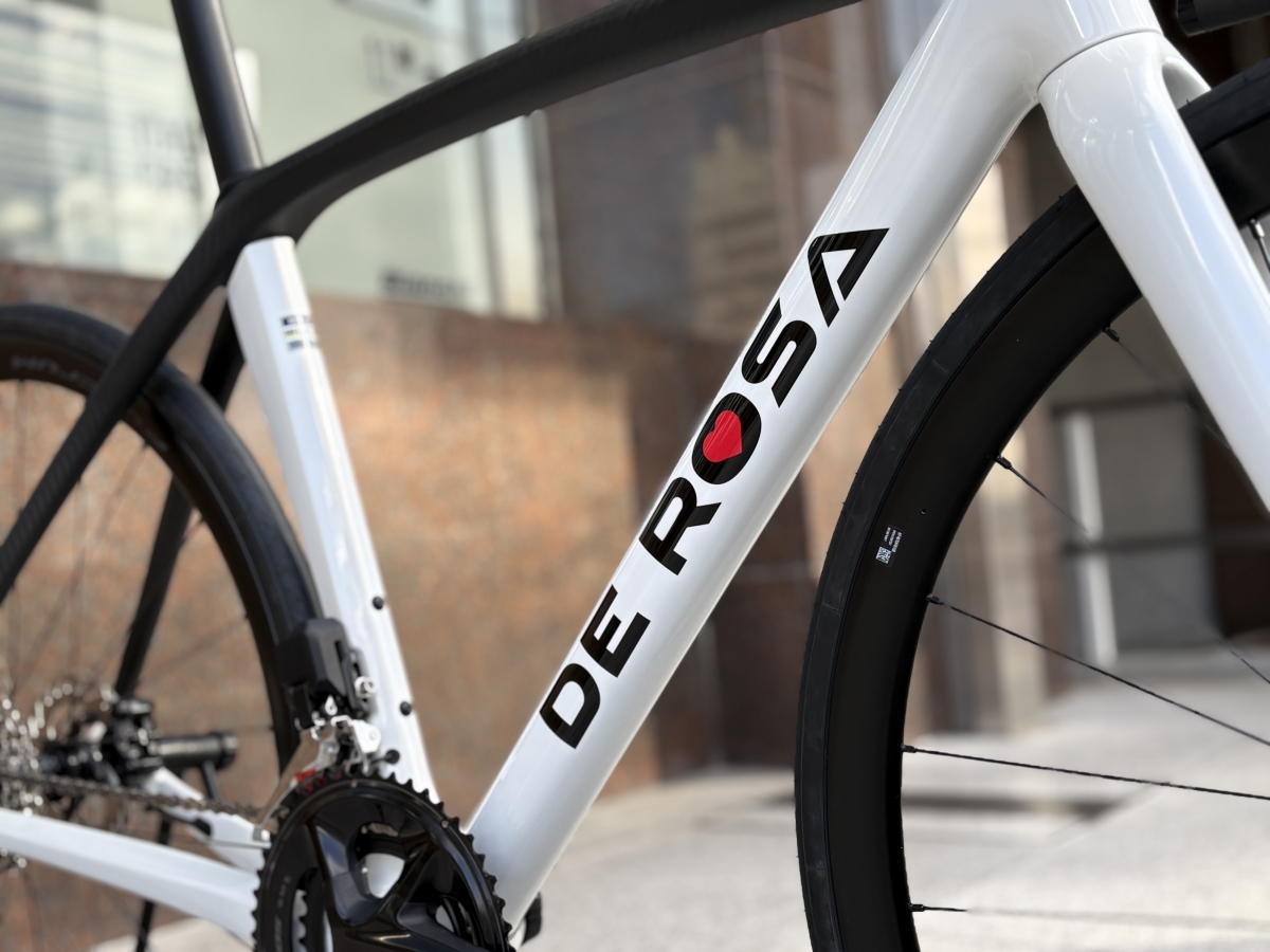 御三家DEROSA IDOLに突如異変が！？生まれ変わった偶像(アイドル)を