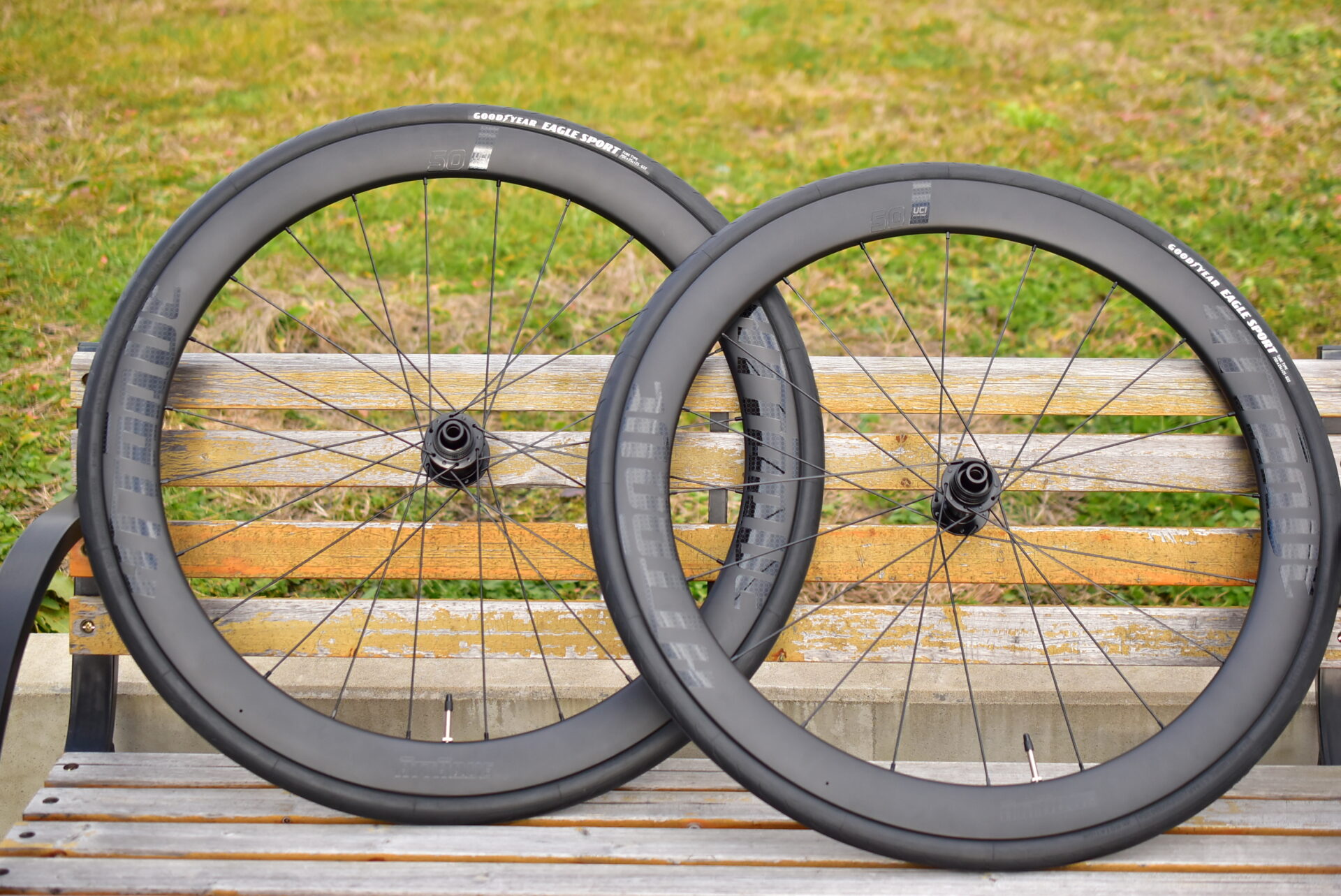 ATTAQUE Carbon 50mm クリンチャーホイールレビュー | 軽量・エアロ