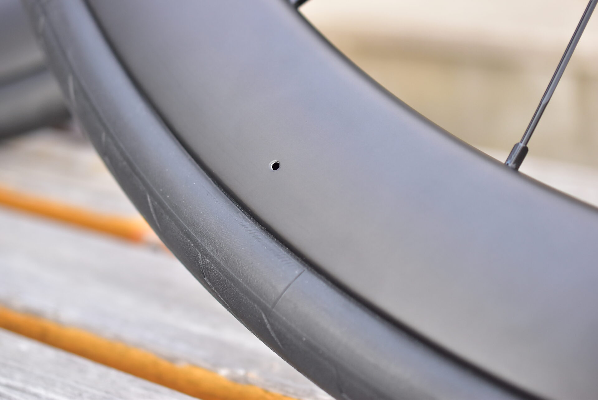 ATTAQUE Carbon 50mm クリンチャーホイールレビュー | 軽量・エアロ