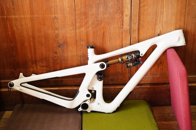 YETIのカラーはターコイズだけじゃない。: Yurisの日記