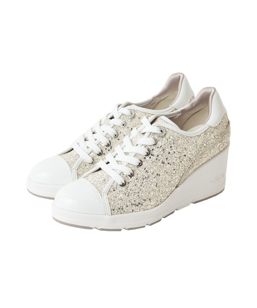 diana（プラスダイアナ） スニーカー 「軽量」ヒールアップスニーカー