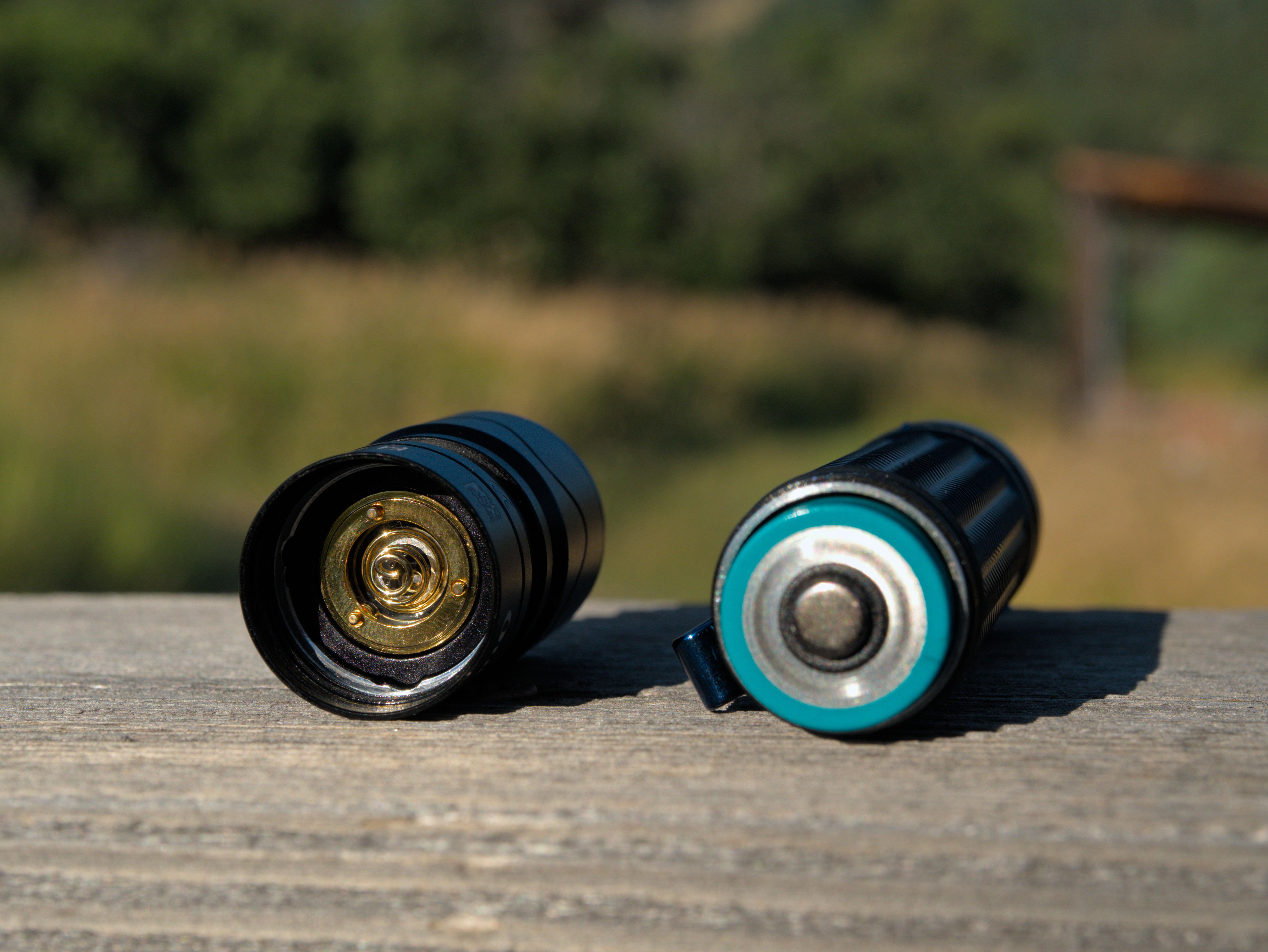 Review: Olight Warrior Mini 2 - a tactical EDC light with an