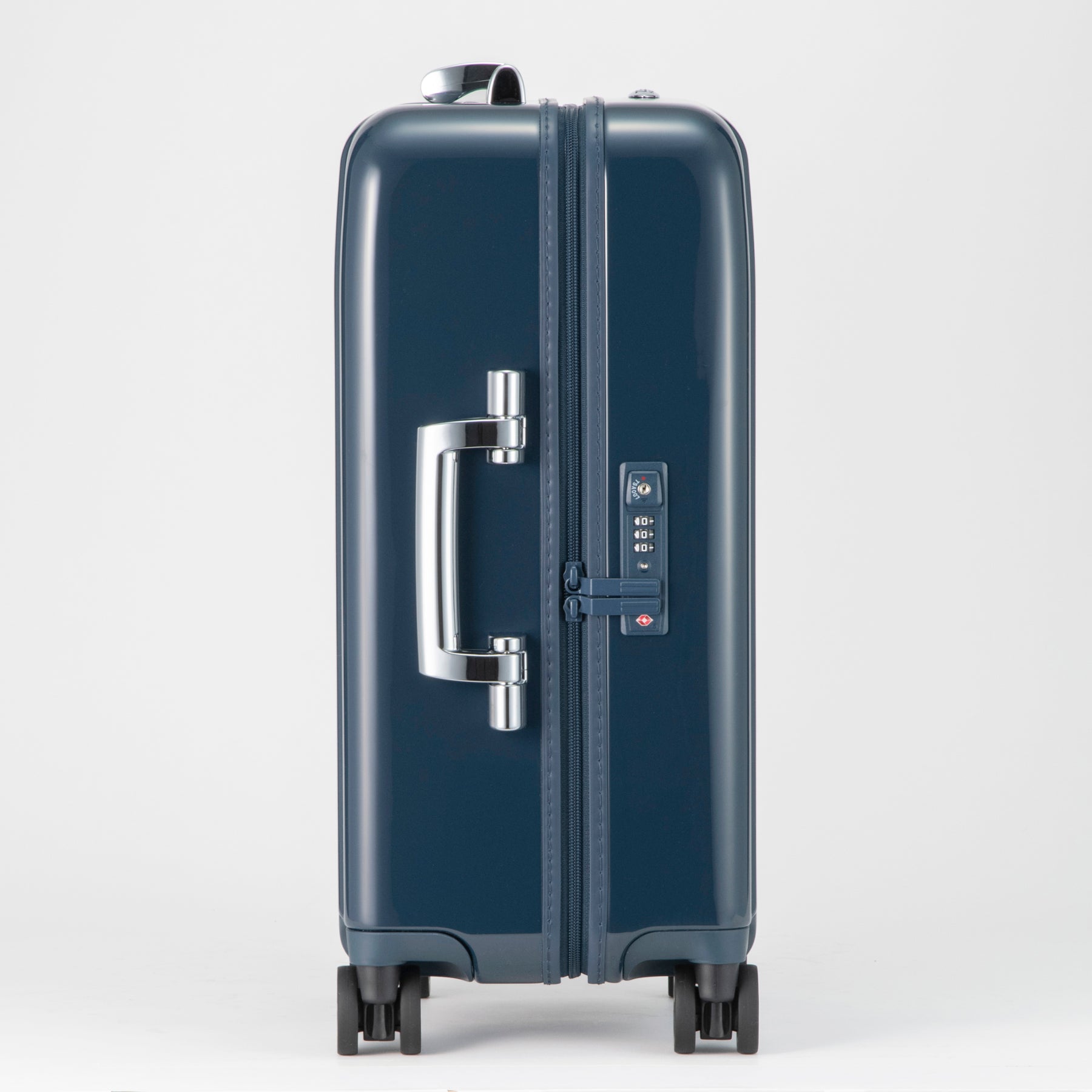 Classic Lightweight 3.0 D | Carry-On Travel Case 32L 81561 – ZERO