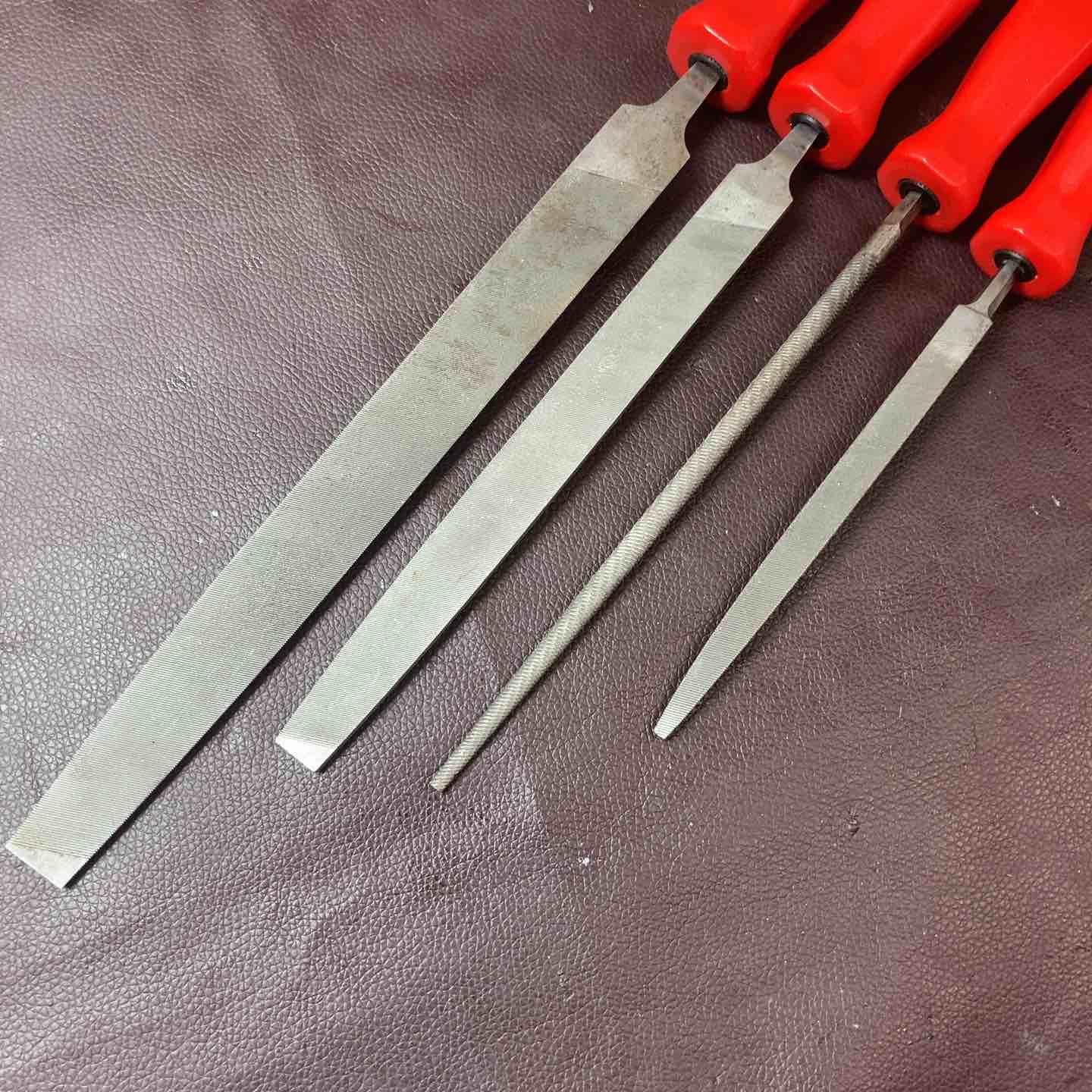 中古品】 スナップオン(Snap-on) ヤスリ4本セット HBF500(HF-614が2本