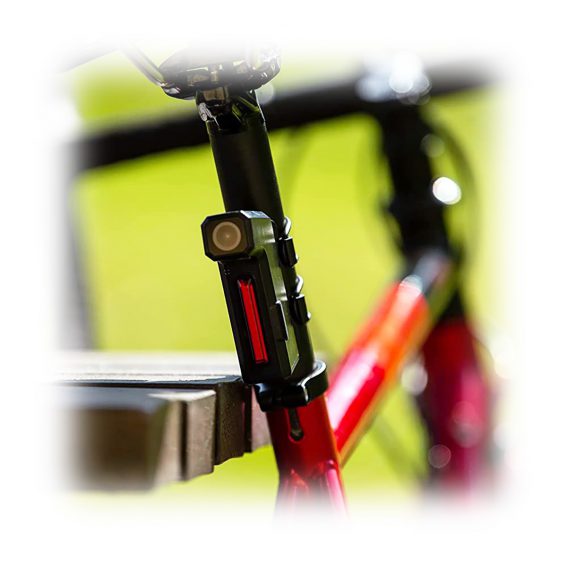 ドライブレコーダーを搭載したテールライト 「tooocycling ツー