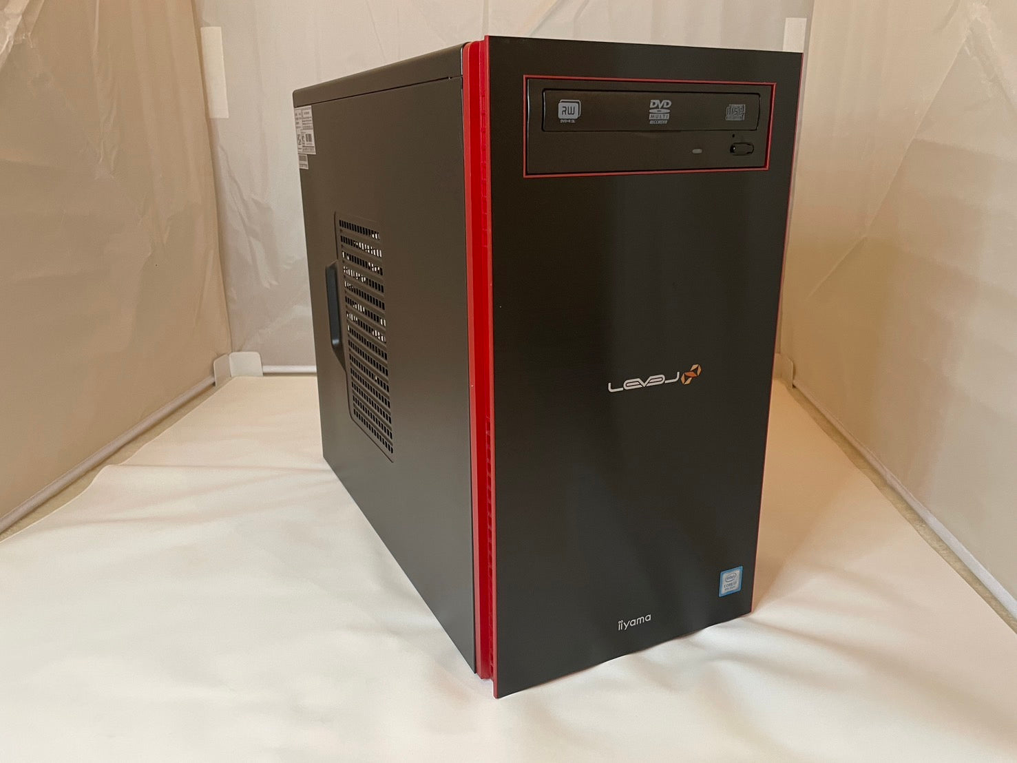 自作ゲーミングPC/Core i7-9700/16GB/RTX2070 自作ゲーミングPC/Core