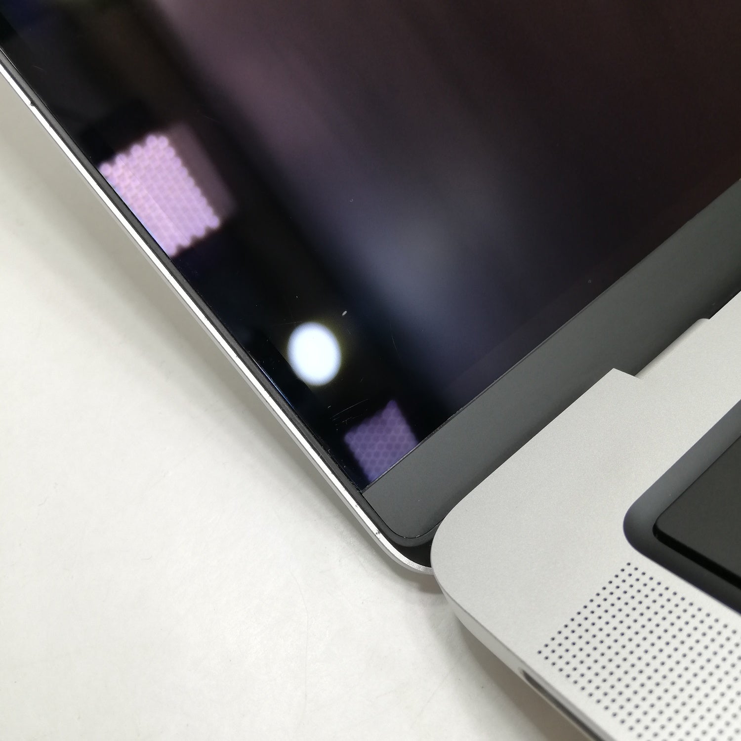 MacBook 中古 販売】MacBook Pro M1 Pro / 14インチ / 2021 / 16GB