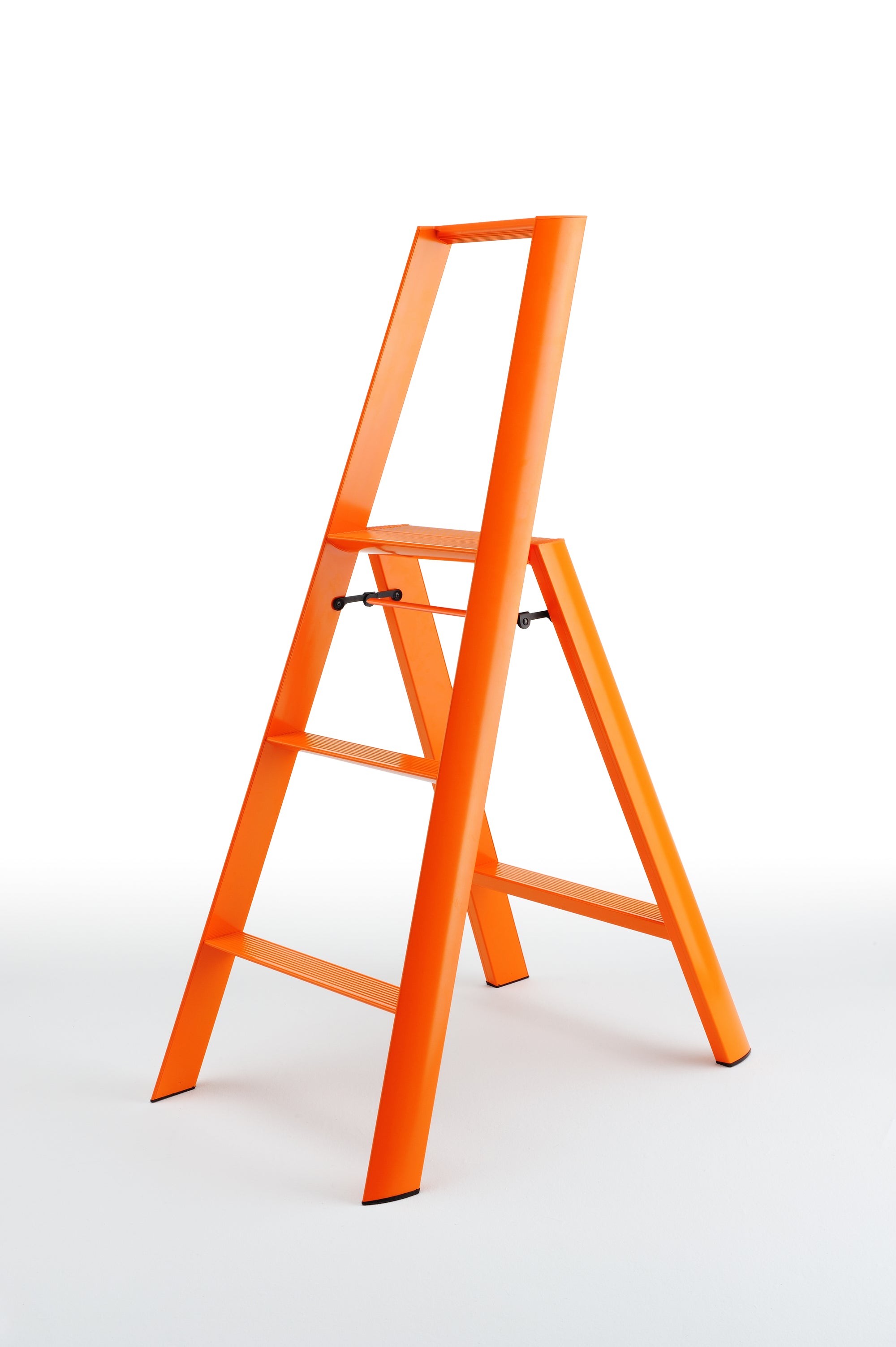 Lucano 3-Step Ladder - Aimée Wilder