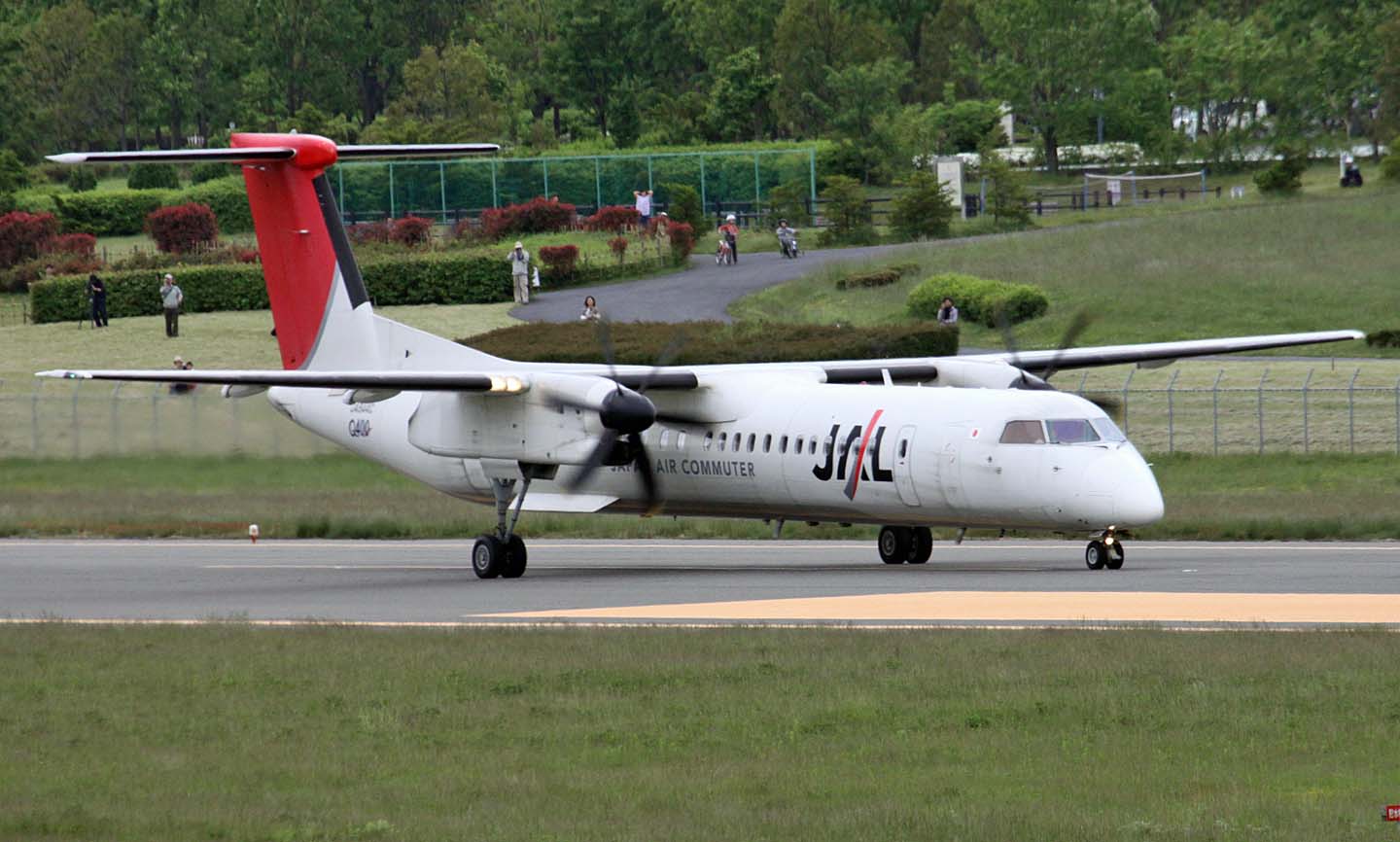デ ハビランド カナダ Q400 世界の旅客機図鑑