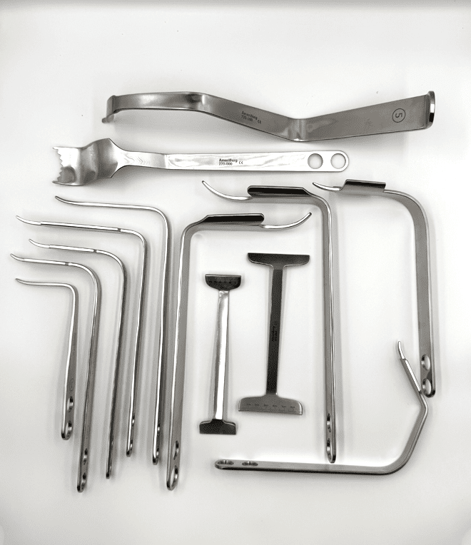 MIS POSTEROLATERAL RETRACTOR SET, HOHMANN SMALL BENT - American
