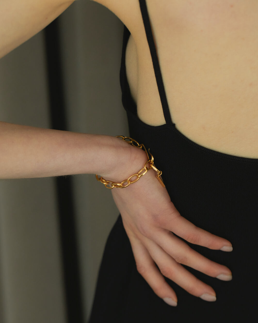 オーバルチェーンブレスレット | 重厚感のある大ぶりシルバー925