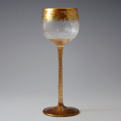 ボヘミア地方ガラス工房 | モーゼル《アンティックかとう》