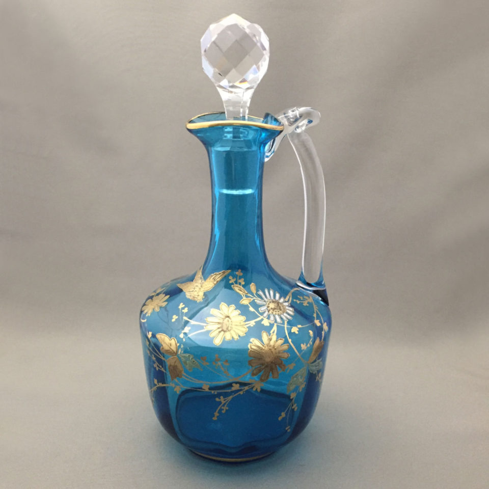 オールドバカラ「ジャポニズム 花鳥文 青色ガラス デカンタ