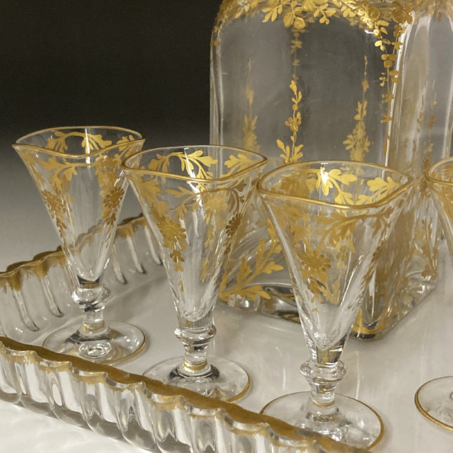 オールドバカラ「金彩リキュールグラス」《アンティックかとう》