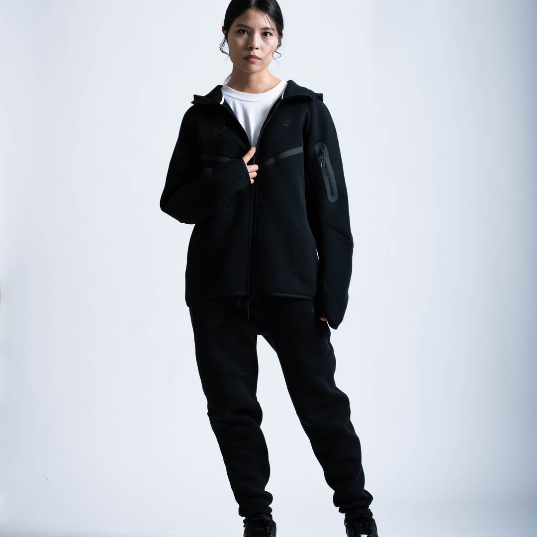 NIKE テックフリースWRフルジップL/Sフーディ（ブラック） – 鹿島
